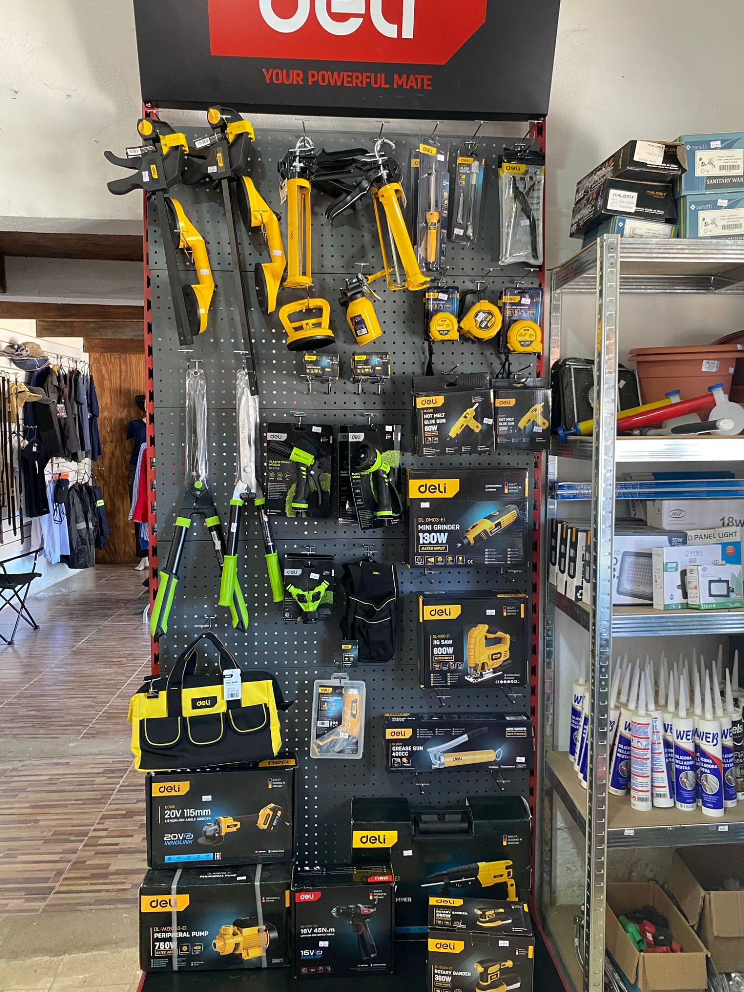 AGROFERRETERÍA LAS FLORES  