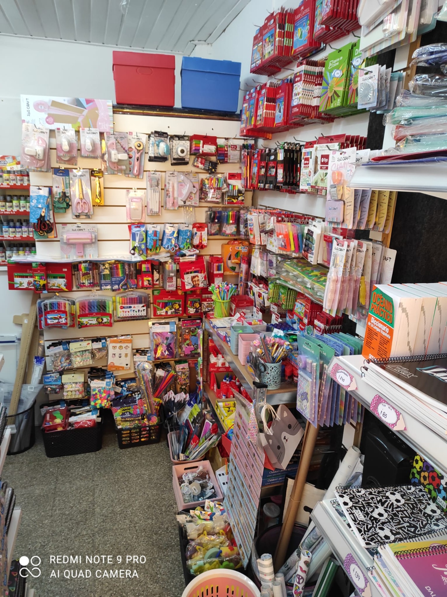 PAPELERIA VIVI SCRAP  