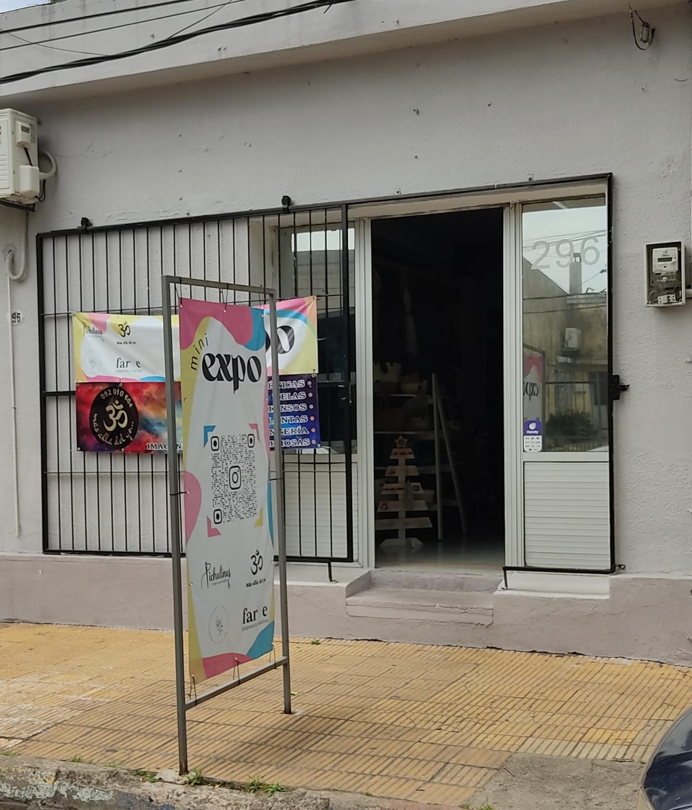 MINI EXPO MINI EXPO ESENCIAS FLORALES
INCIENSOS
TARJETAS FIESTAS
VELAS