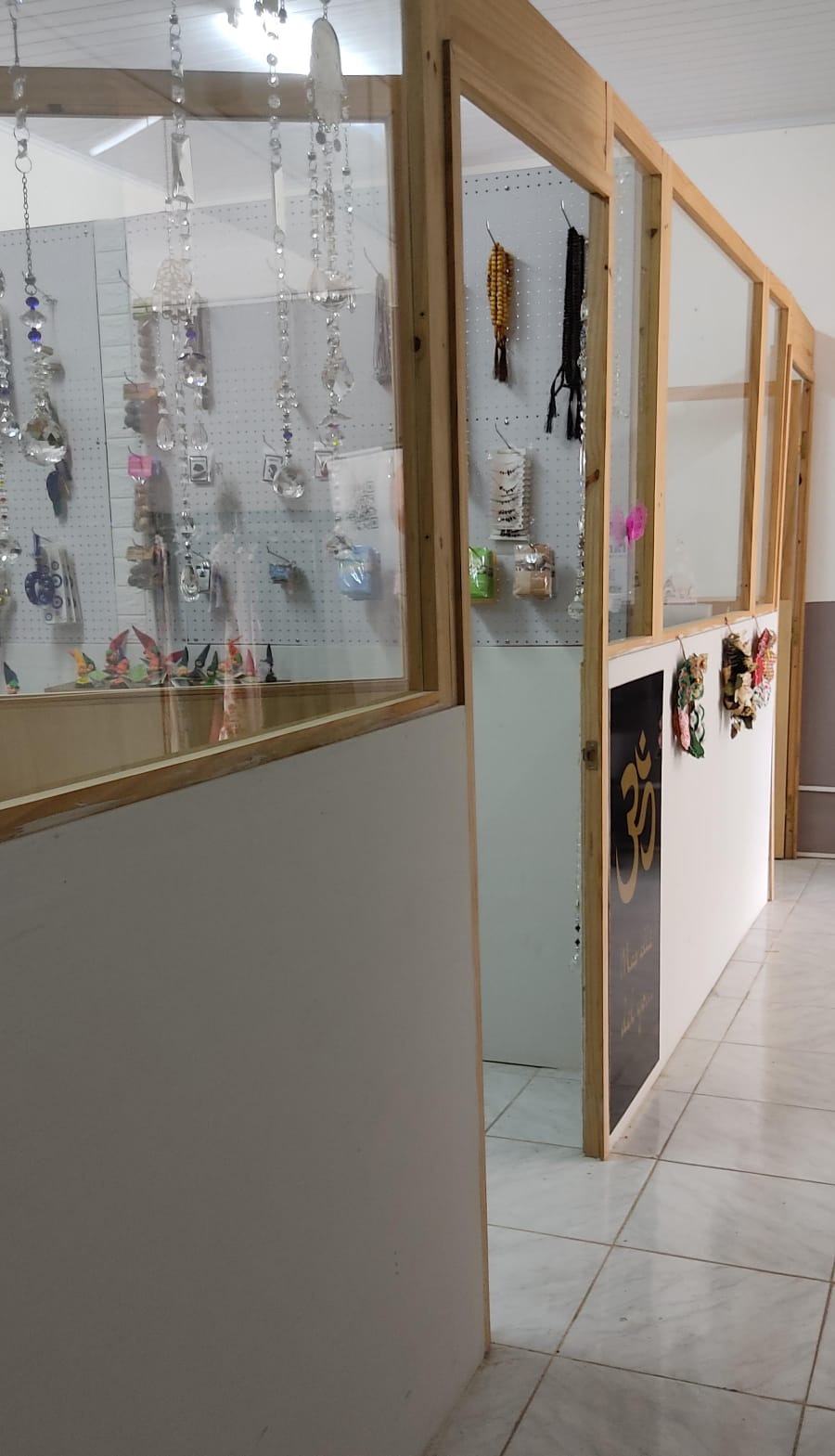 MINI EXPO MINI EXPO ESENCIAS FLORALES
INCIENSOS
TARJETAS FIESTAS
VELAS