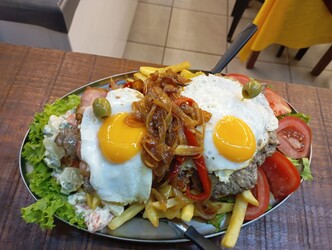 El Bodegón "El Sabor de Piriápolis" EL BODEGÓN DE PIRIÁPOLIS