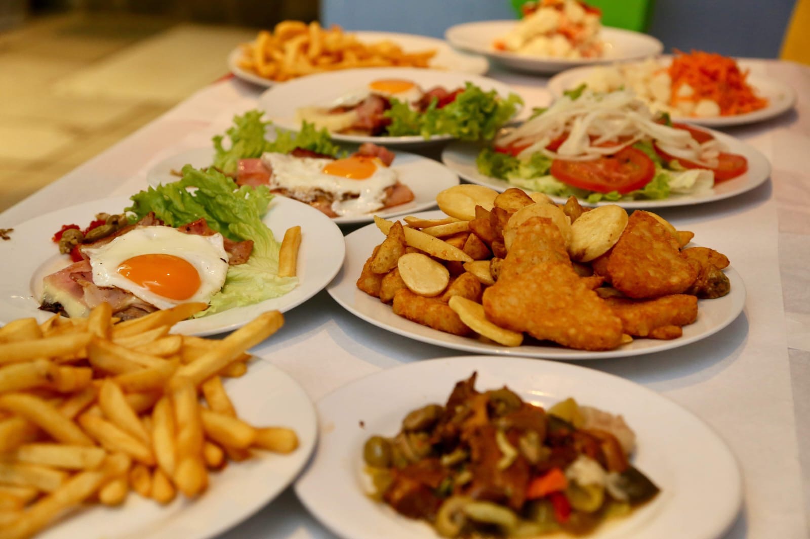 RINCONADA PIZZA-BAR Variedad de platos 