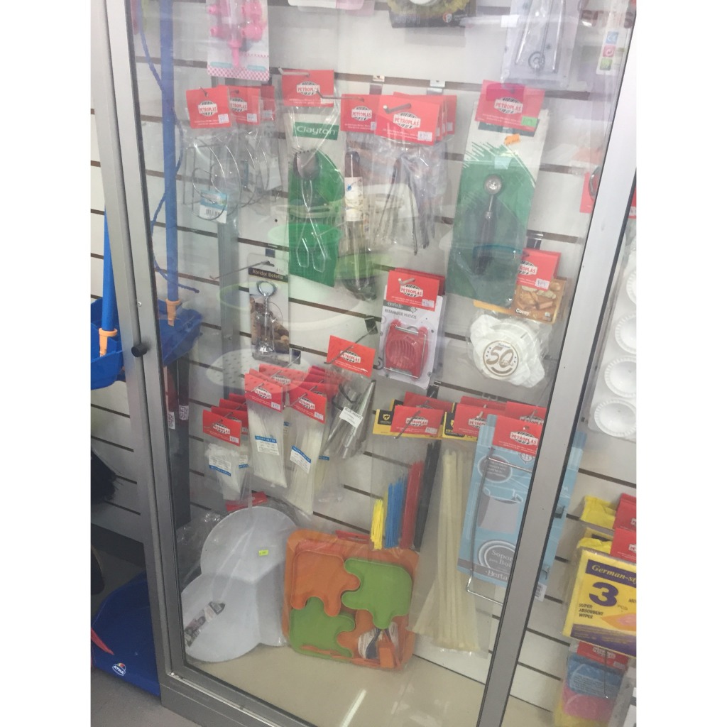 PLASTICOS PETROPLAS Zunchos de plasticos, bandejas, pinzas de cocina 