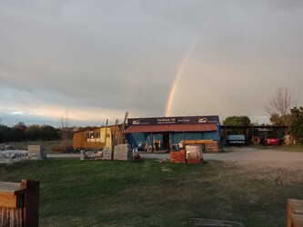 BARRACA Y FERRETERIA 102 BARRACA Y FERRETERIA 102