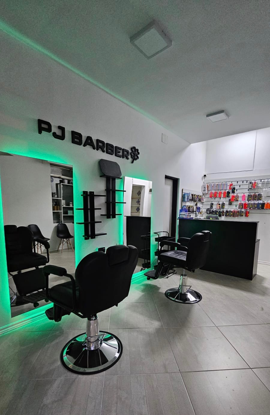 PJ BARBER  