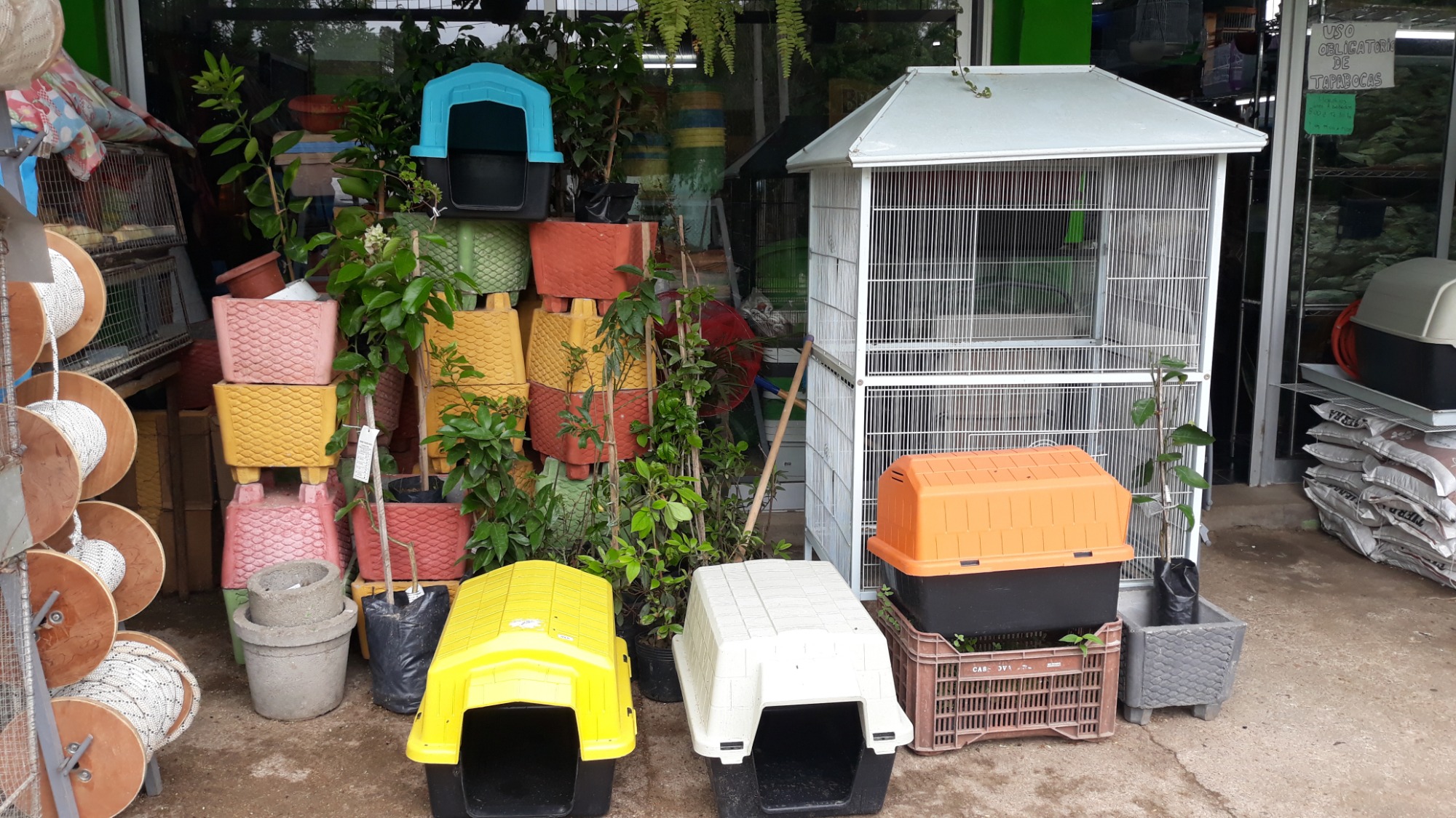 CRISAN RACIONES CRISAN RACIONES  JAULAS,CASAS PARA MASCOTA 