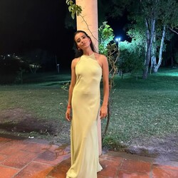 AMORA ALQUILER DE VESTIDOS 