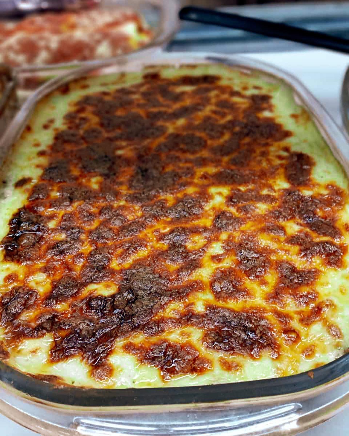 PIZZERIA LOS 2 HERMANOS Pastel de carne 