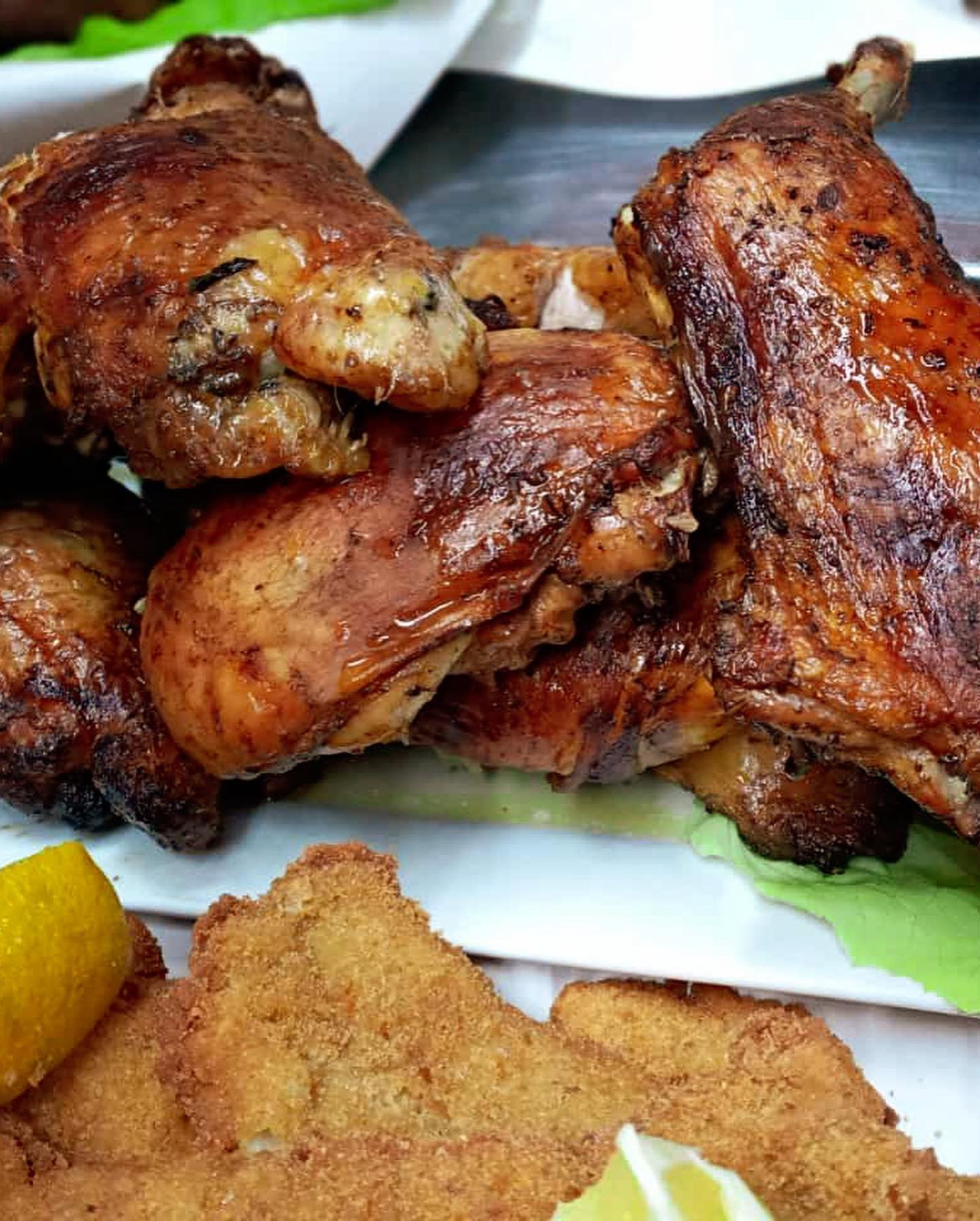 PIZZERIA LOS 2 HERMANOS Pollo al horno 