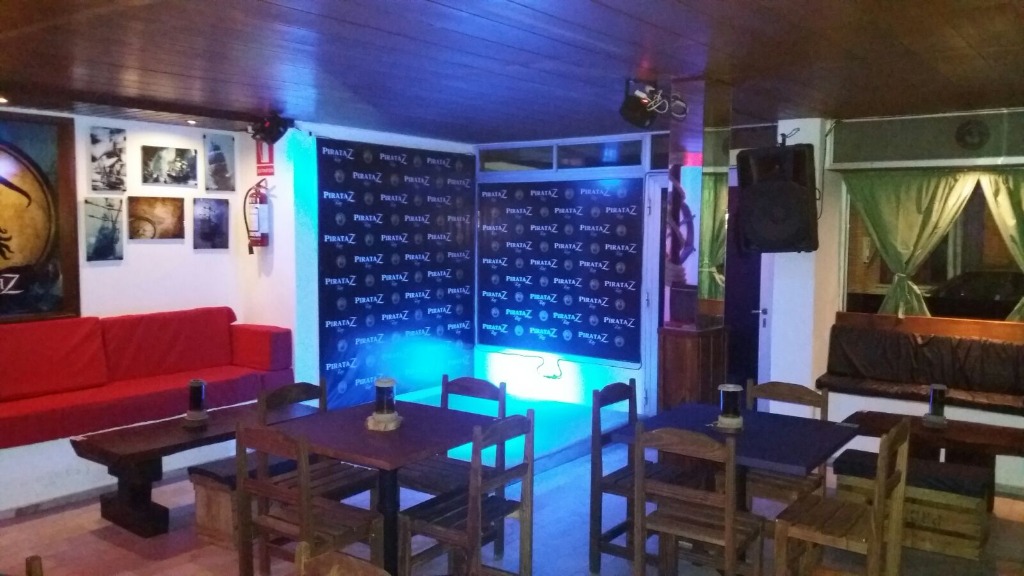 PIRATAZ BAR  
