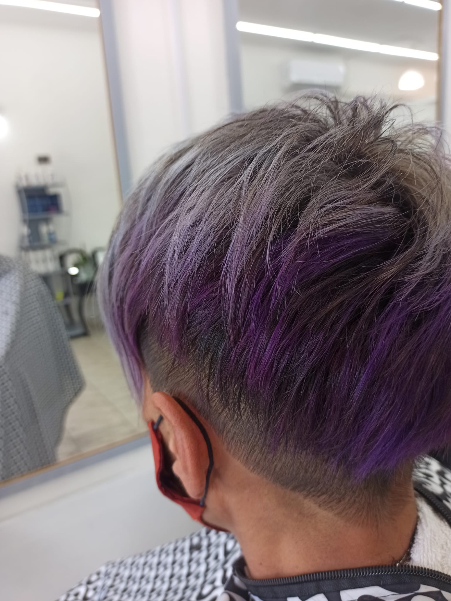 María Torres Estilista María Torres Estilista  Trabajo de color y corte 