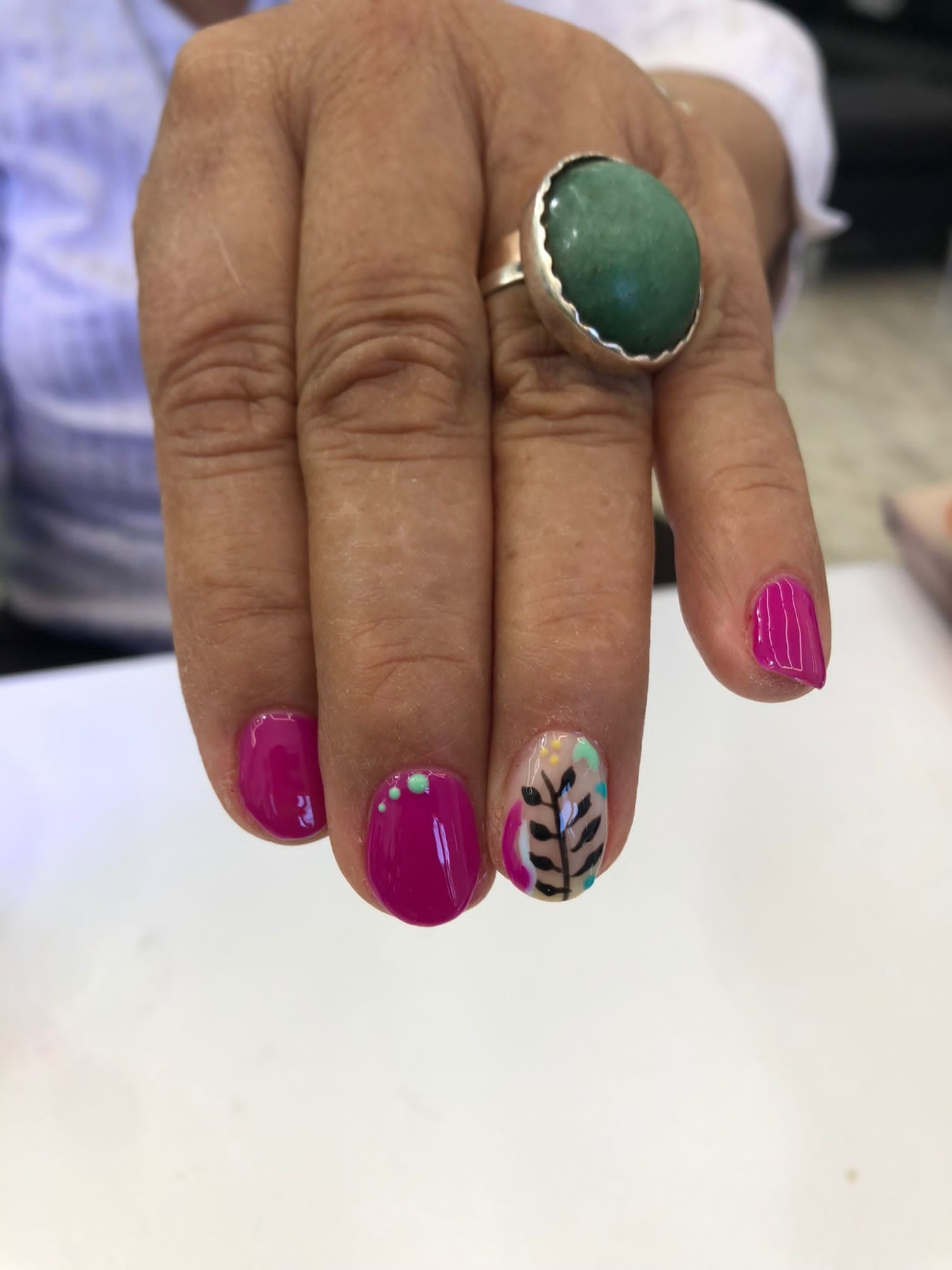 María Torres Estilista María Torres Estilista  Trabajo de manicuría 