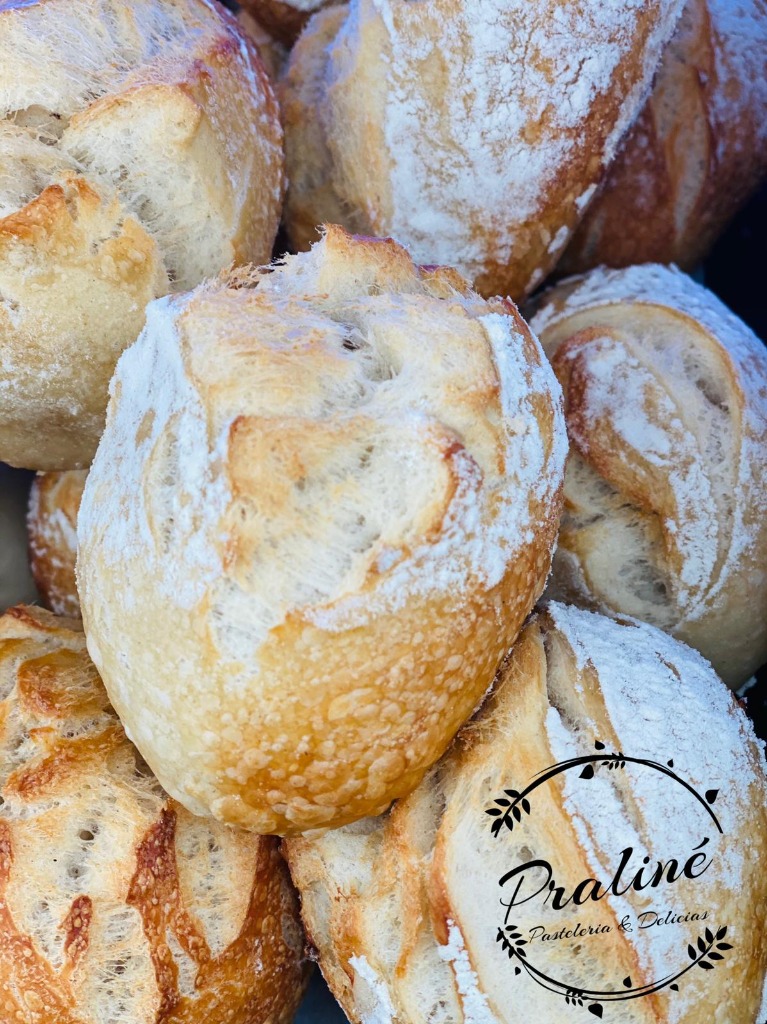 PANADERÍA Y CONFITERÍA PRALINÉ  