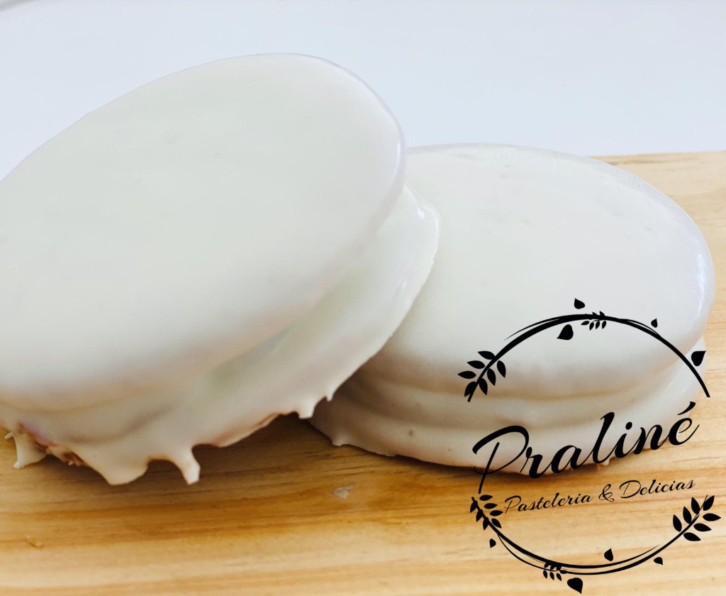 PANADERÍA Y CONFITERÍA PRALINÉ  