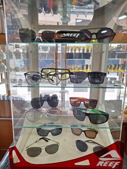 OPTICA Y JOYERIA LA PAZ 