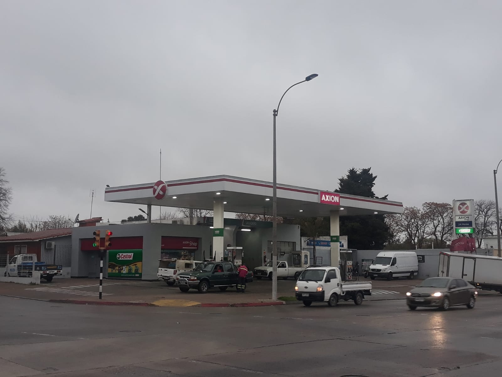 SERVICENTRO MONDELLI  