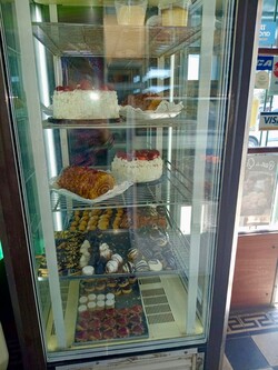 PANADERÍA Y CONFITERÍA SARANDI 