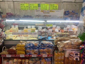 CARNICERÍA EL HISPANO Fiambrería