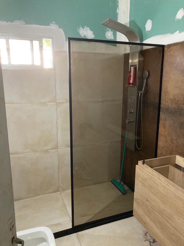 Aluminios & Co Mamparas 