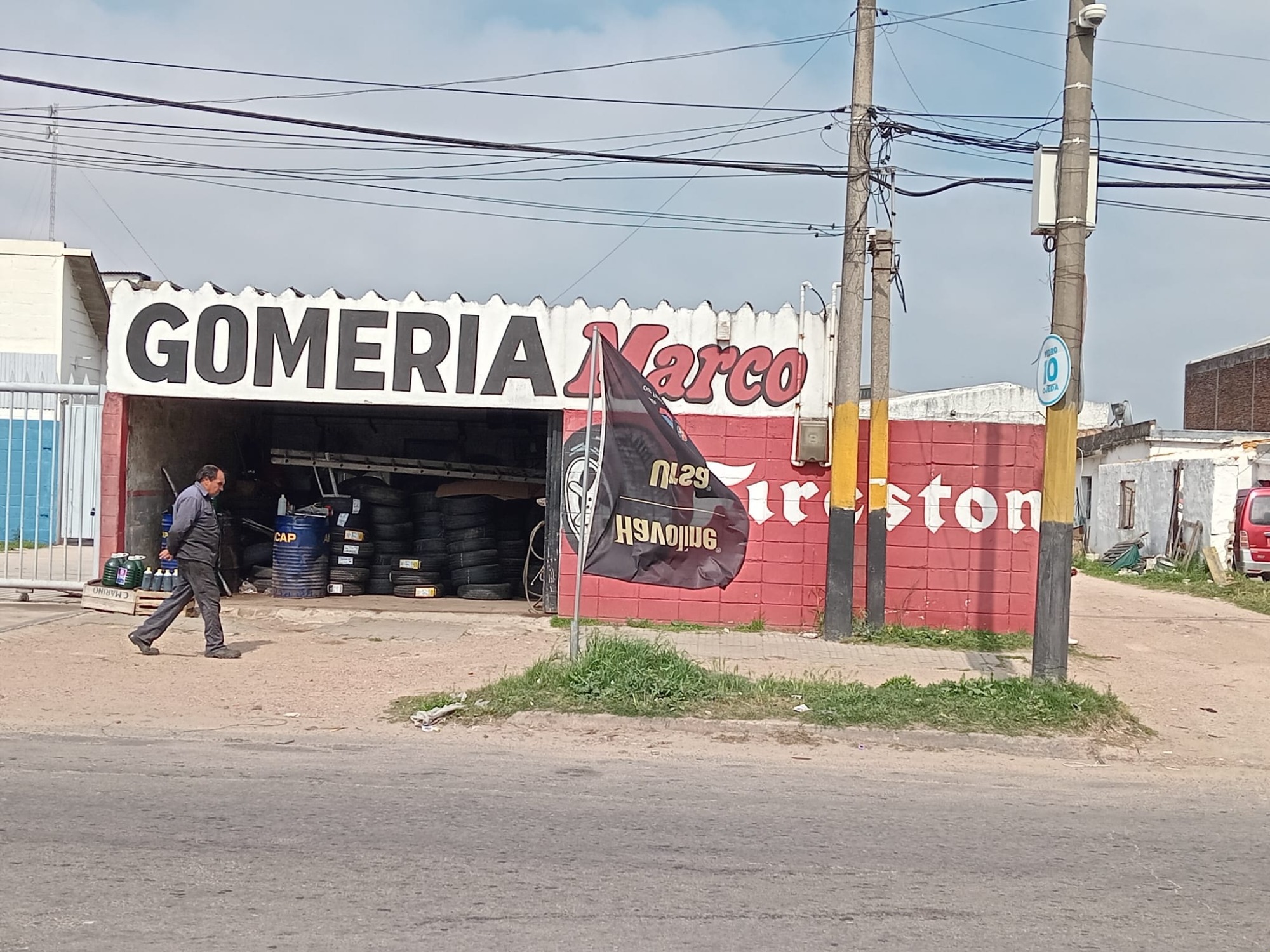 BATERIAS MARCOS BATERIAS MARCOS CUBIERTAS MOTOS
BATERIAS MOTO
BATERIAS AUTO
CUBIER