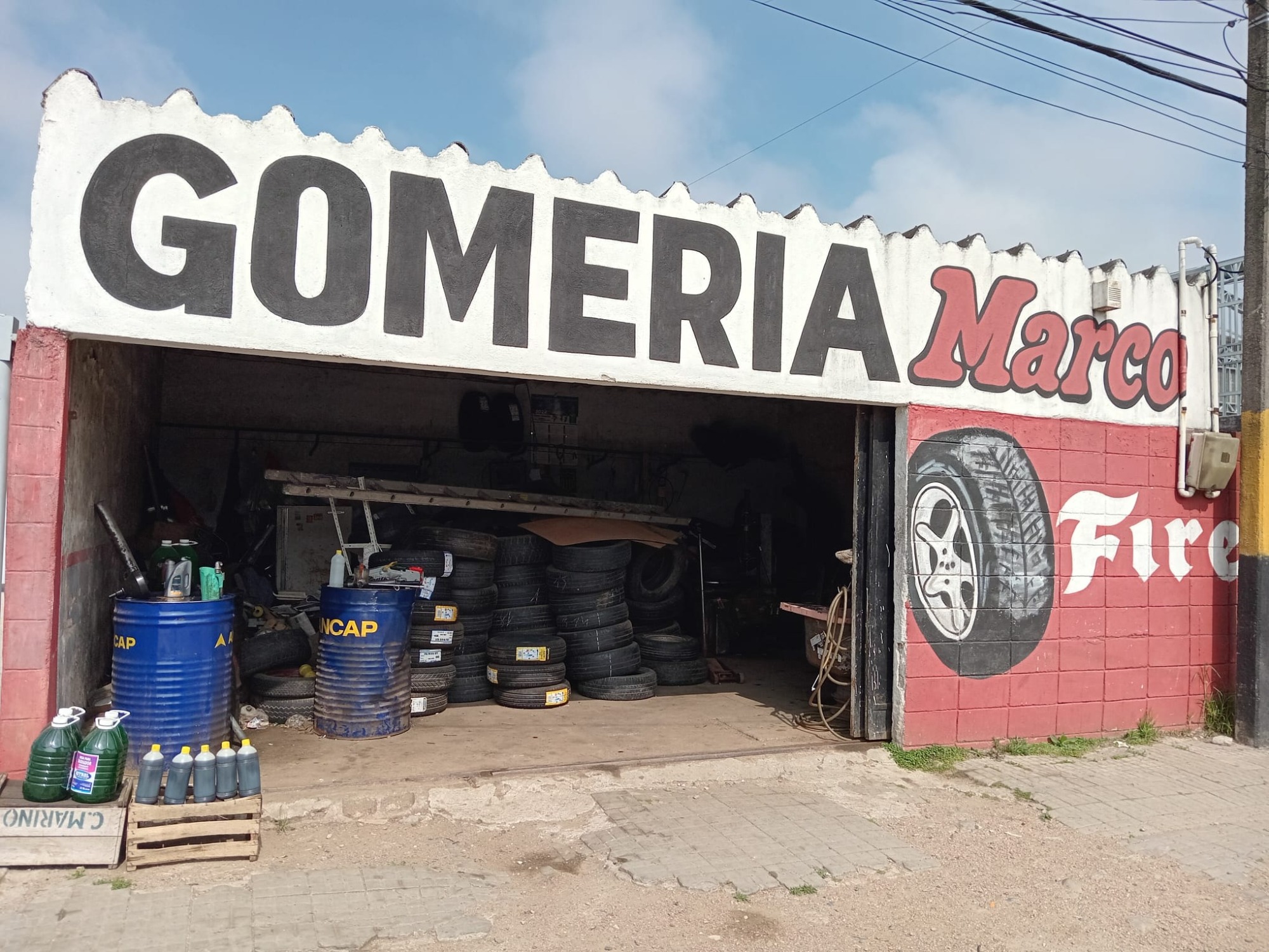 BATERIAS MARCOS BATERIAS MARCOS CUBIERTAS MOTOS
BATERIAS MOTO
BATERIAS AUTO
CUBIER