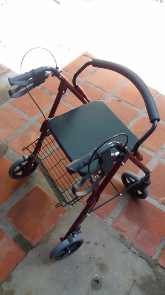 ORTOPEDIA PROVEER SALUD Andadores todo los tipos 