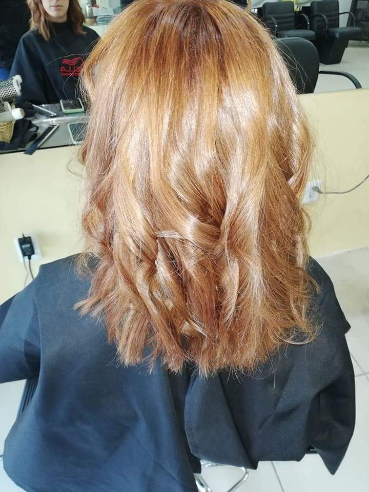 PELUQUERIA DANIELA UNISEX  