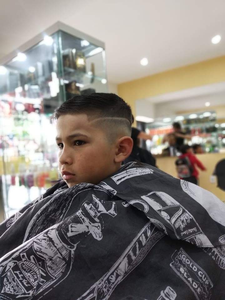 PELUQUERIA DANIELA UNISEX  