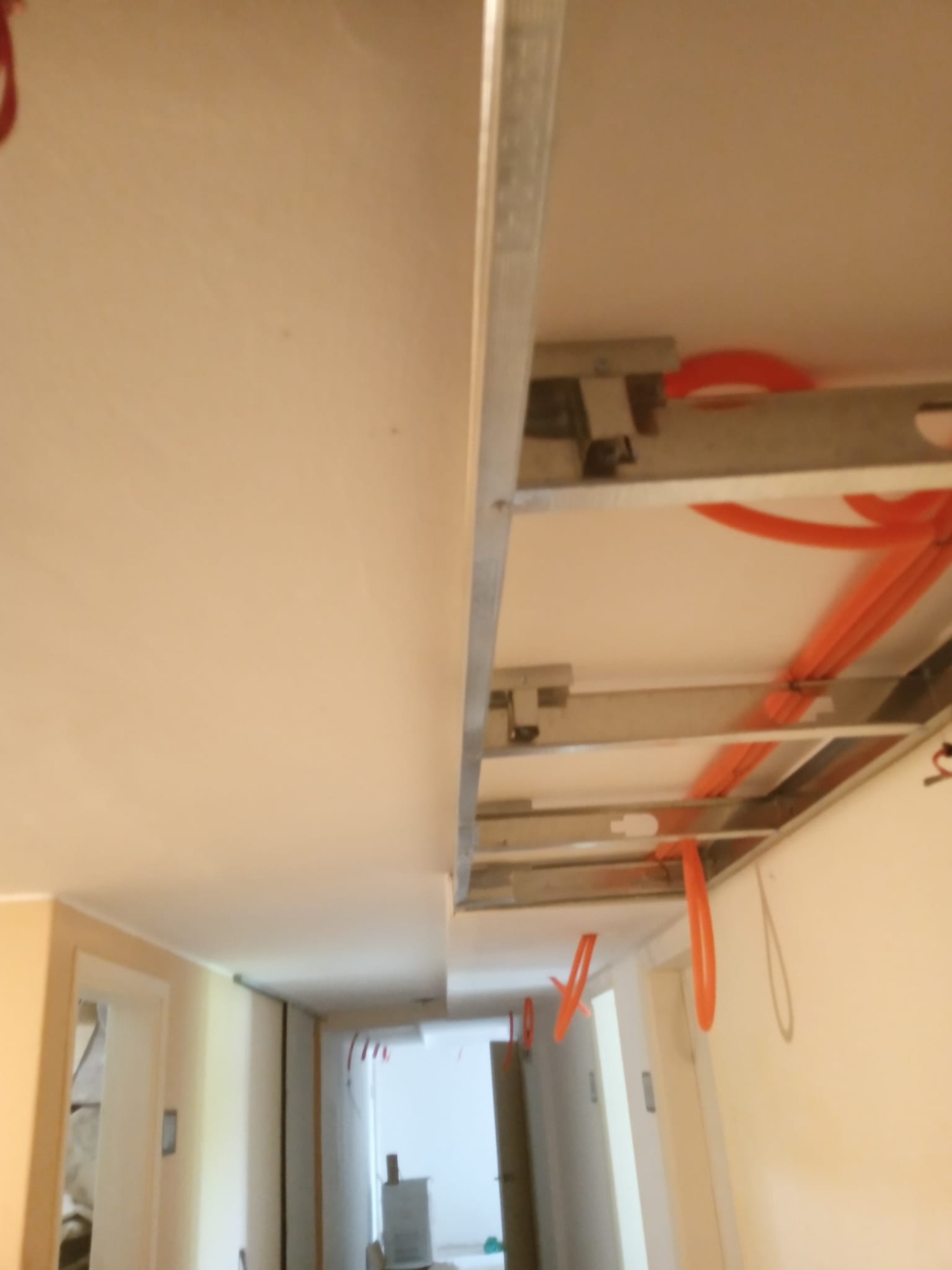 CONSTRUCCIONES DOUGLAS  