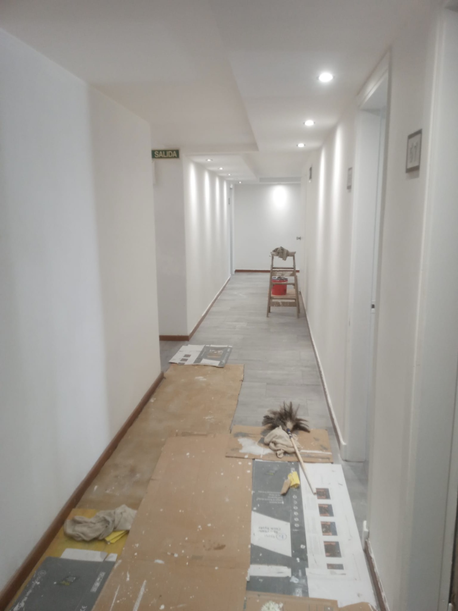 CONSTRUCCIONES DOUGLAS  