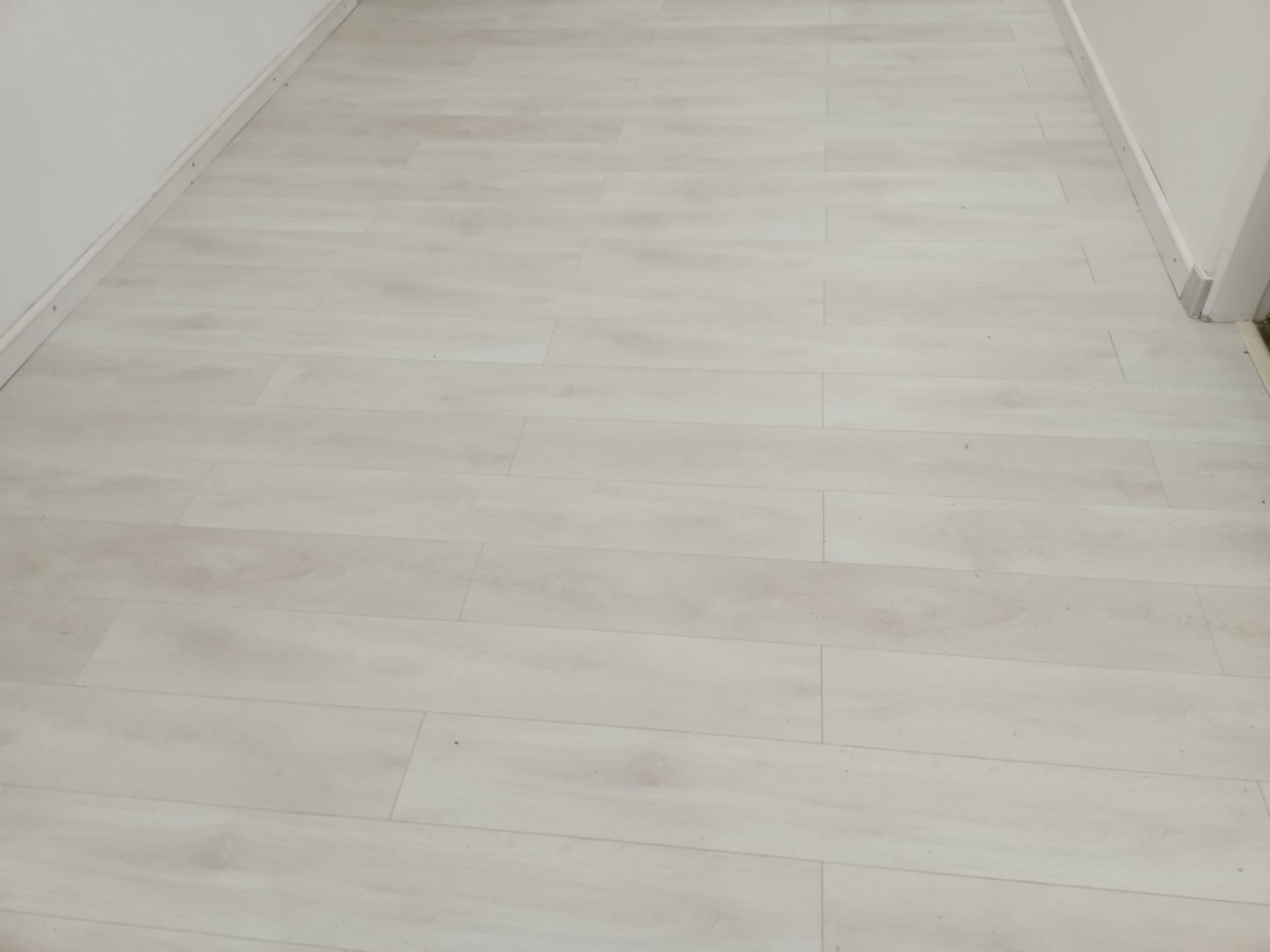 CONSTRUCCIONES DOUGLAS  