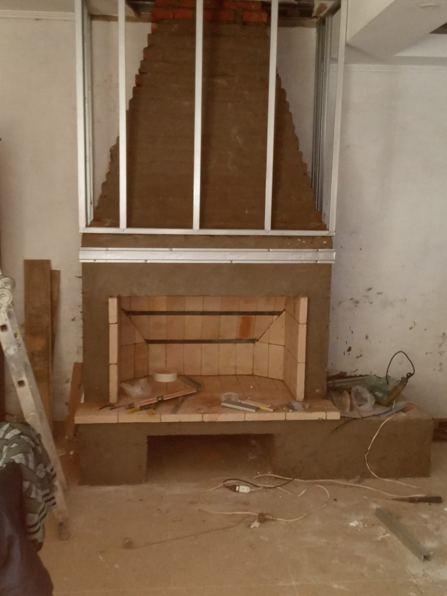 CONSTRUCCIONES DOUGLAS  