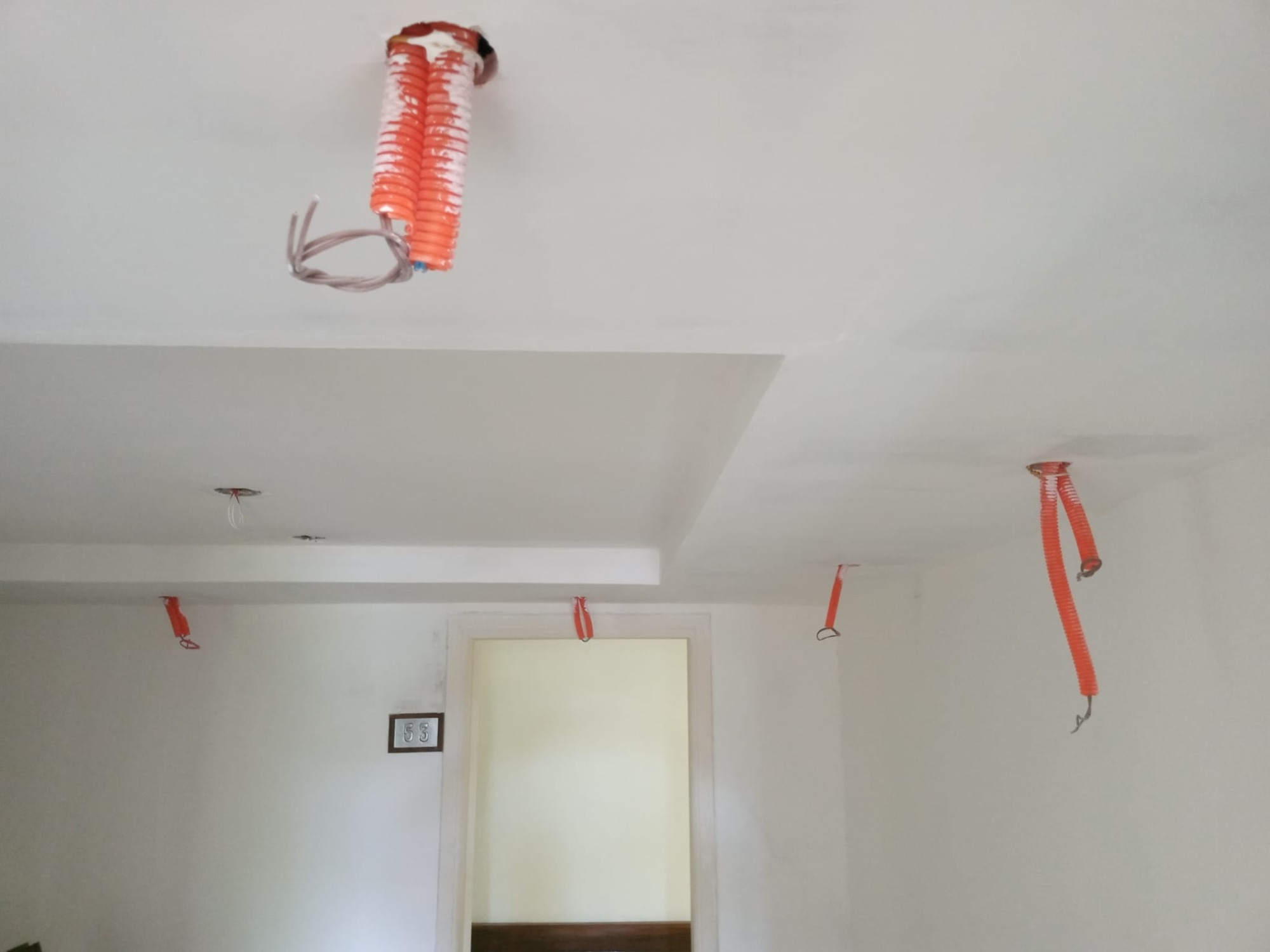 CONSTRUCCIONES DOUGLAS  