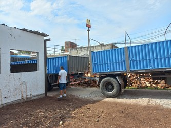 BARRACA DE LEÑA BOLIVIA 