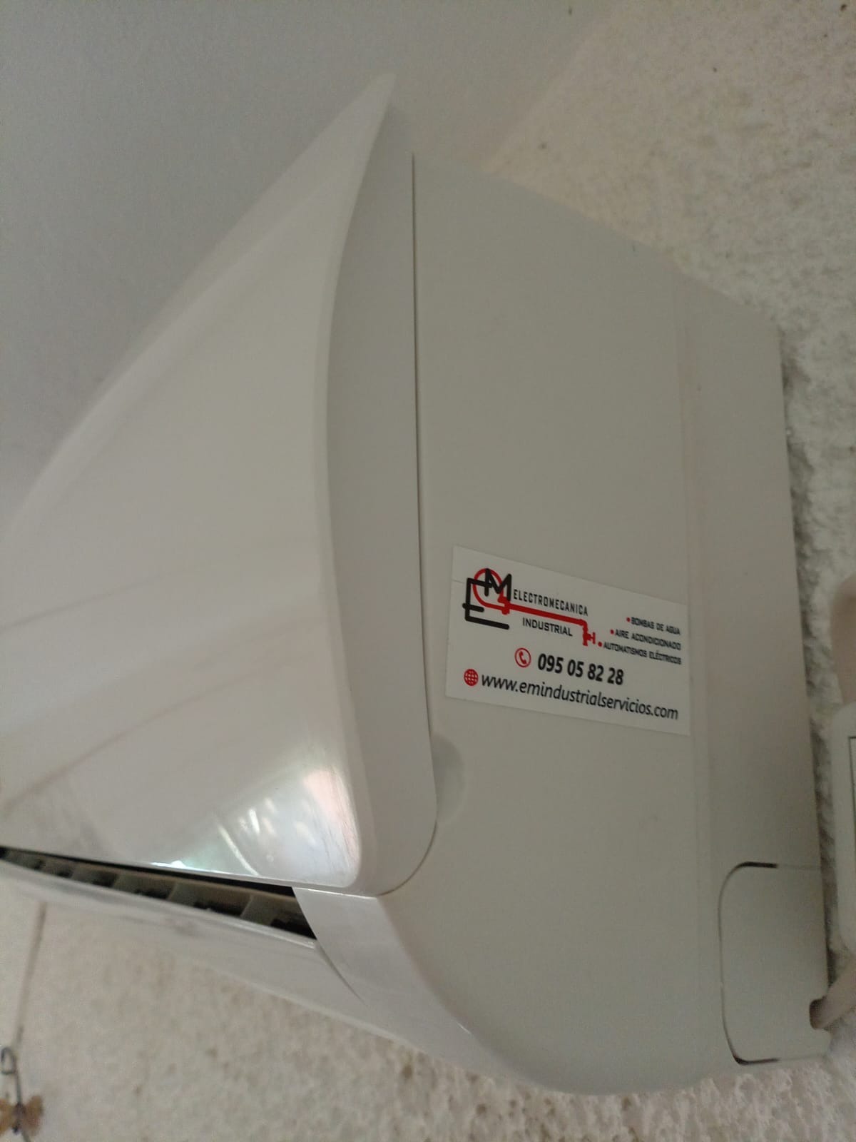 Electromecanica Industrial Melectromecanica Industrial Electromecánica
Reparaciones electromecánicas 