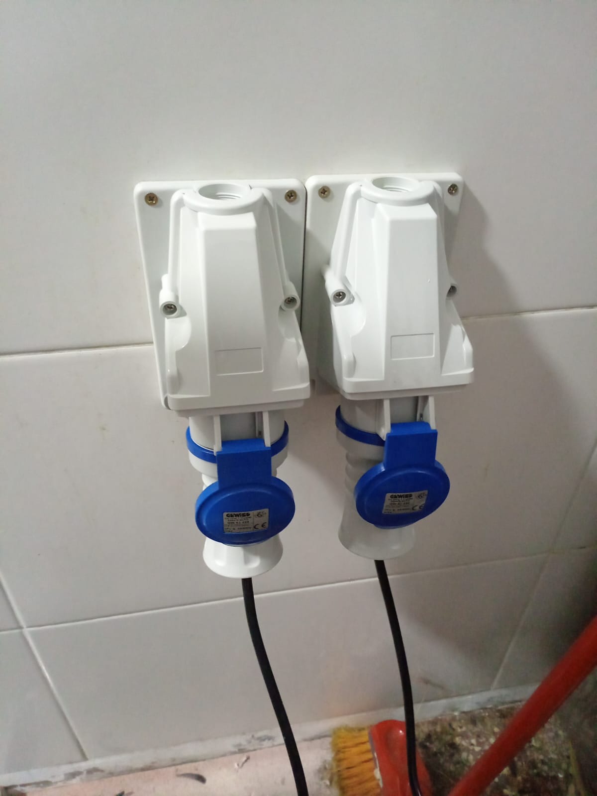 Electromecanica Industrial Melectromecanica Industrial Electromecánica
Reparaciones electromecánicas 