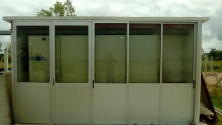 VIDRIERIA Y ALUMINIO 