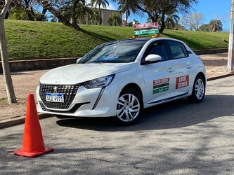 ACADEMIA DE CHOFERES M.A.R 