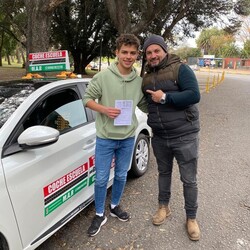 ACADEMIA DE CHOFERES M.A.R 