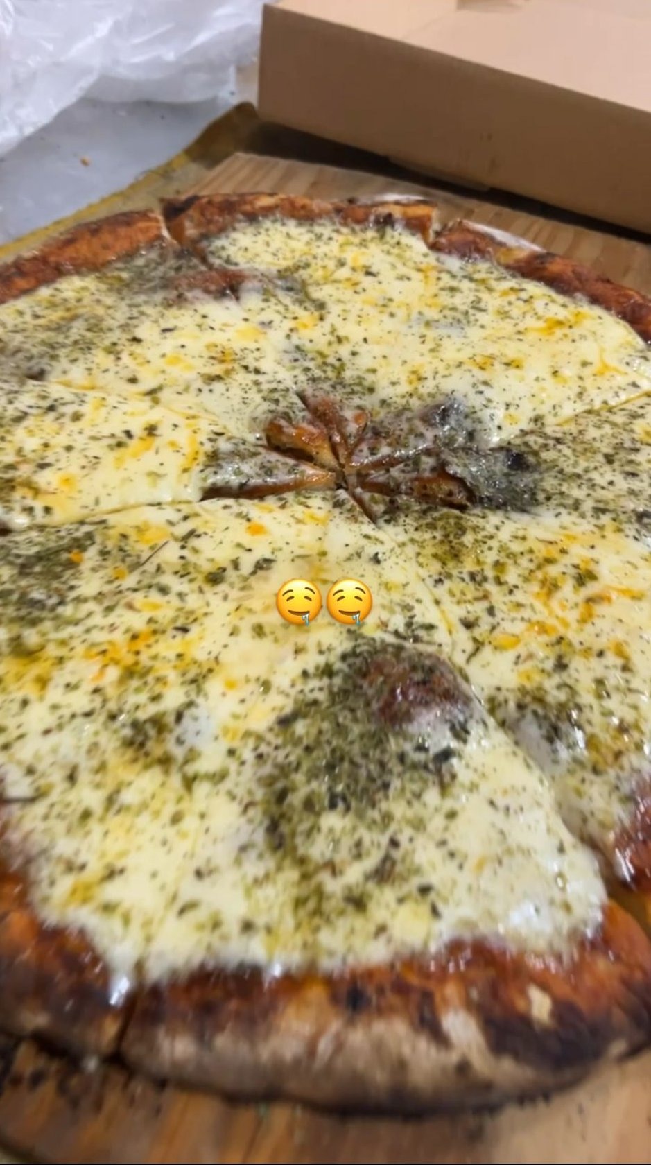 Comipaso y Pizzería Toto  