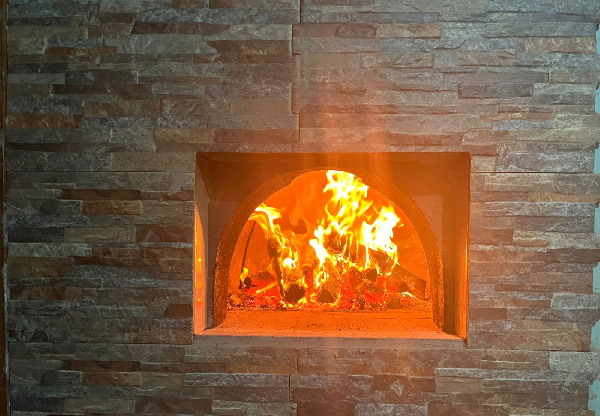 Comipaso y Pizzería Toto  