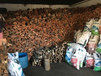 BARRACA DE LEÑA COCO 