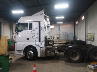 TALLER MECANICO FERNANDO DELGADO Lavado de camiones a vapor.