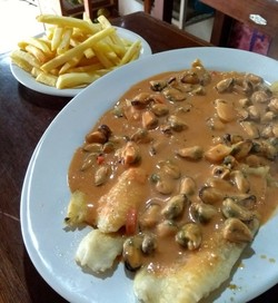 CAFÉ PICASSO Pescado  a la presidente