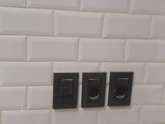 INSTALACIONES ELÉCTRICAS F B 