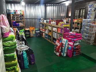 ALIMENTO PARA MASCOTAS M Y J 