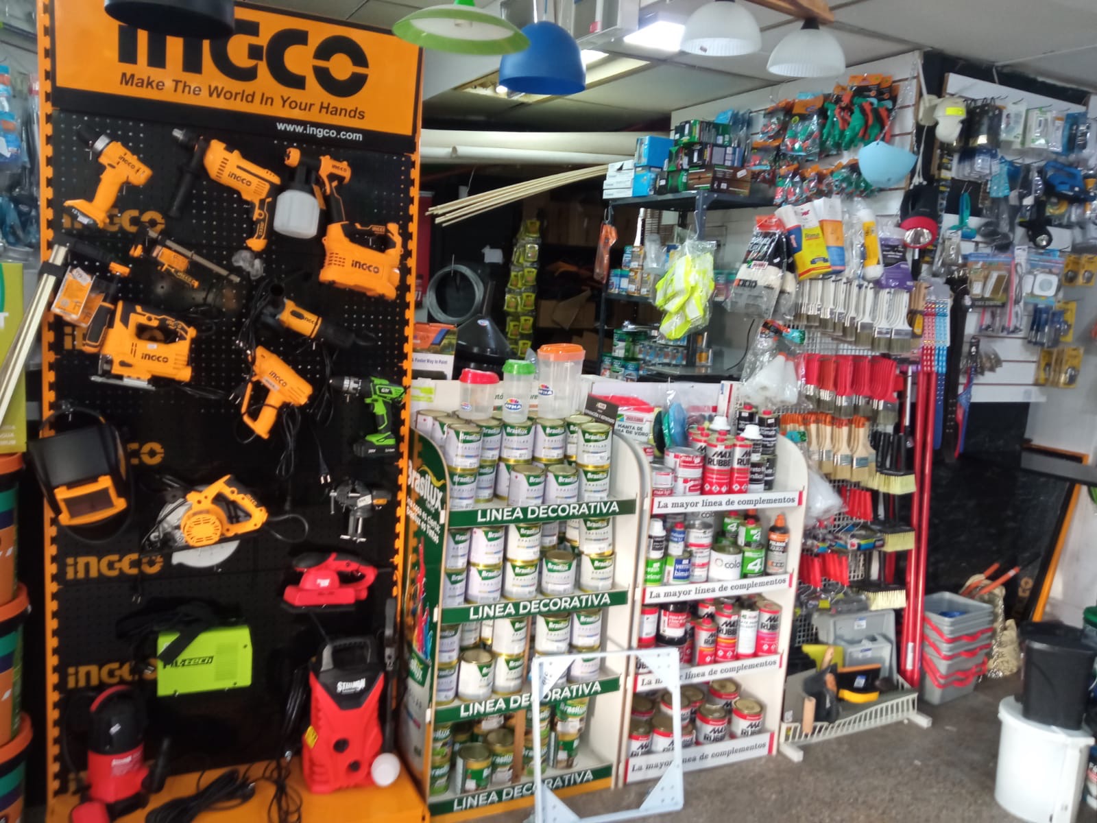 FERRETERÍA MONTEVIDEO Herramientas eléctricas  