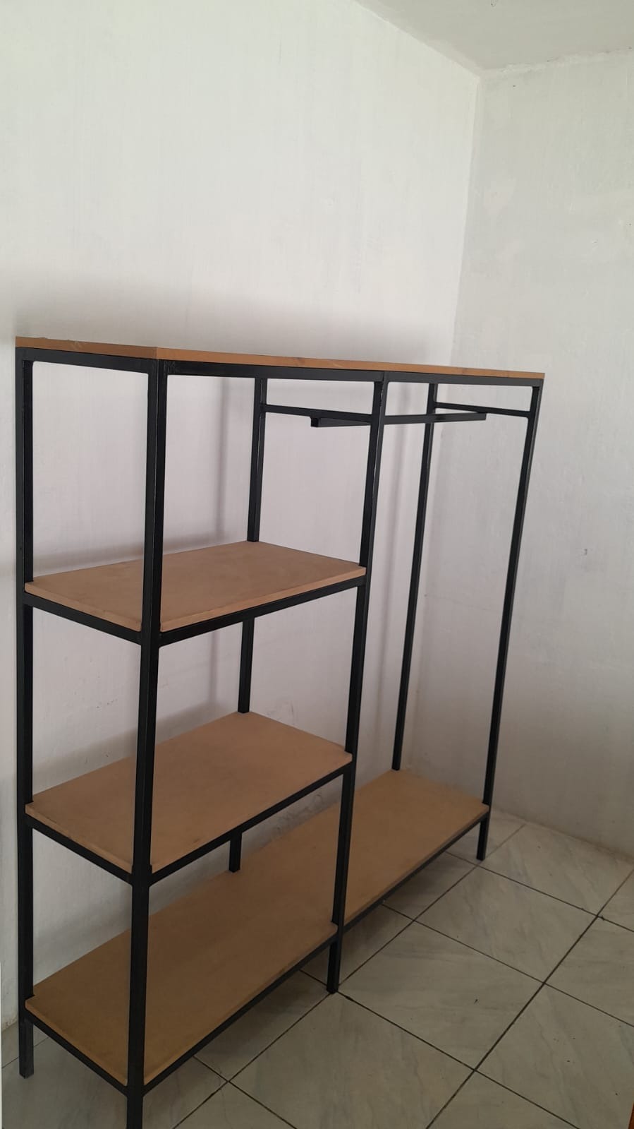 Hierro Tech Construcciones Hierro Tech Construcciones CONSTRUCCIONES TECHOS
PARRILLAS
CONSTRUCCIONES GAL