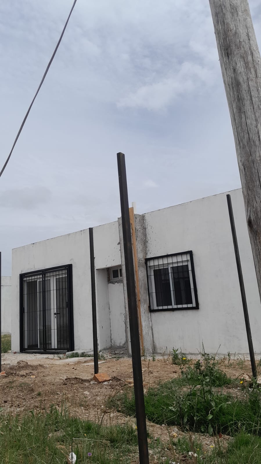 Hierro Tech Construcciones Hierro Tech Construcciones CONSTRUCCIONES TECHOS
PARRILLAS
CONSTRUCCIONES GAL