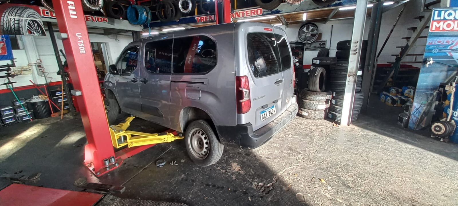 Automecánica MG ////Servicio////  rotación , balanceo y alineación para la K 9 